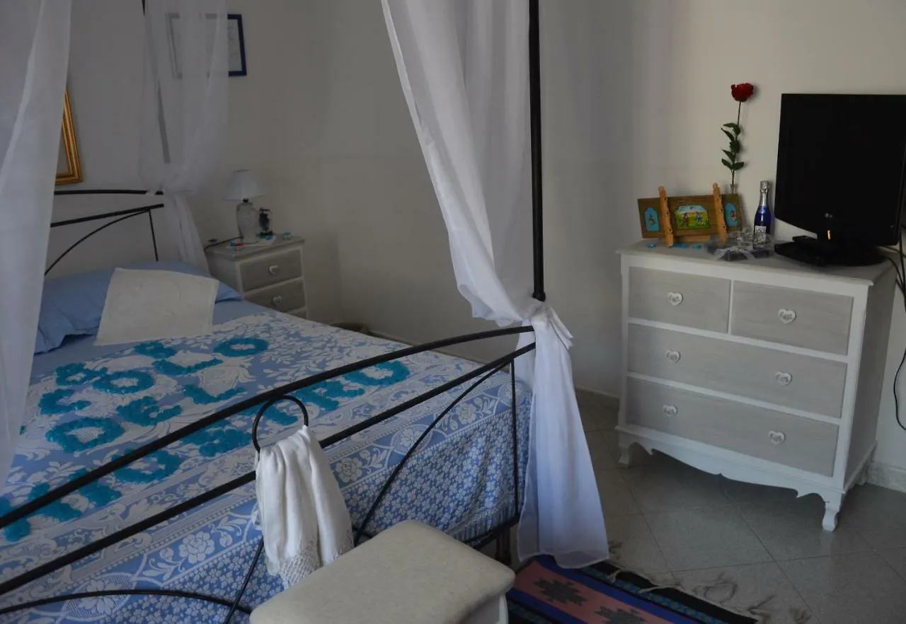 B&B Vicolo Del Chiostro Aci SantʼAntonio
