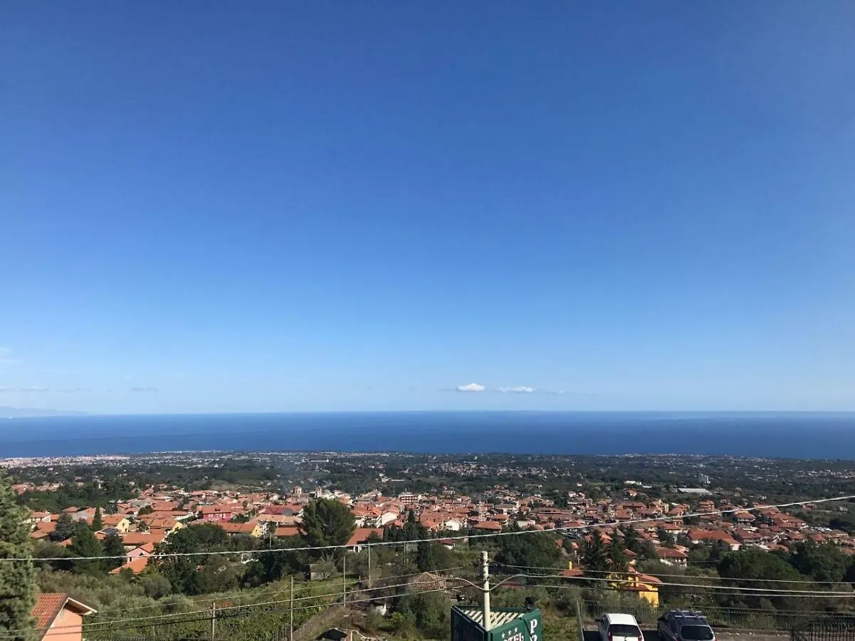 住宿加早餐酒店 B&B Vicolo Del Chiostro Aci SantʼAntonio